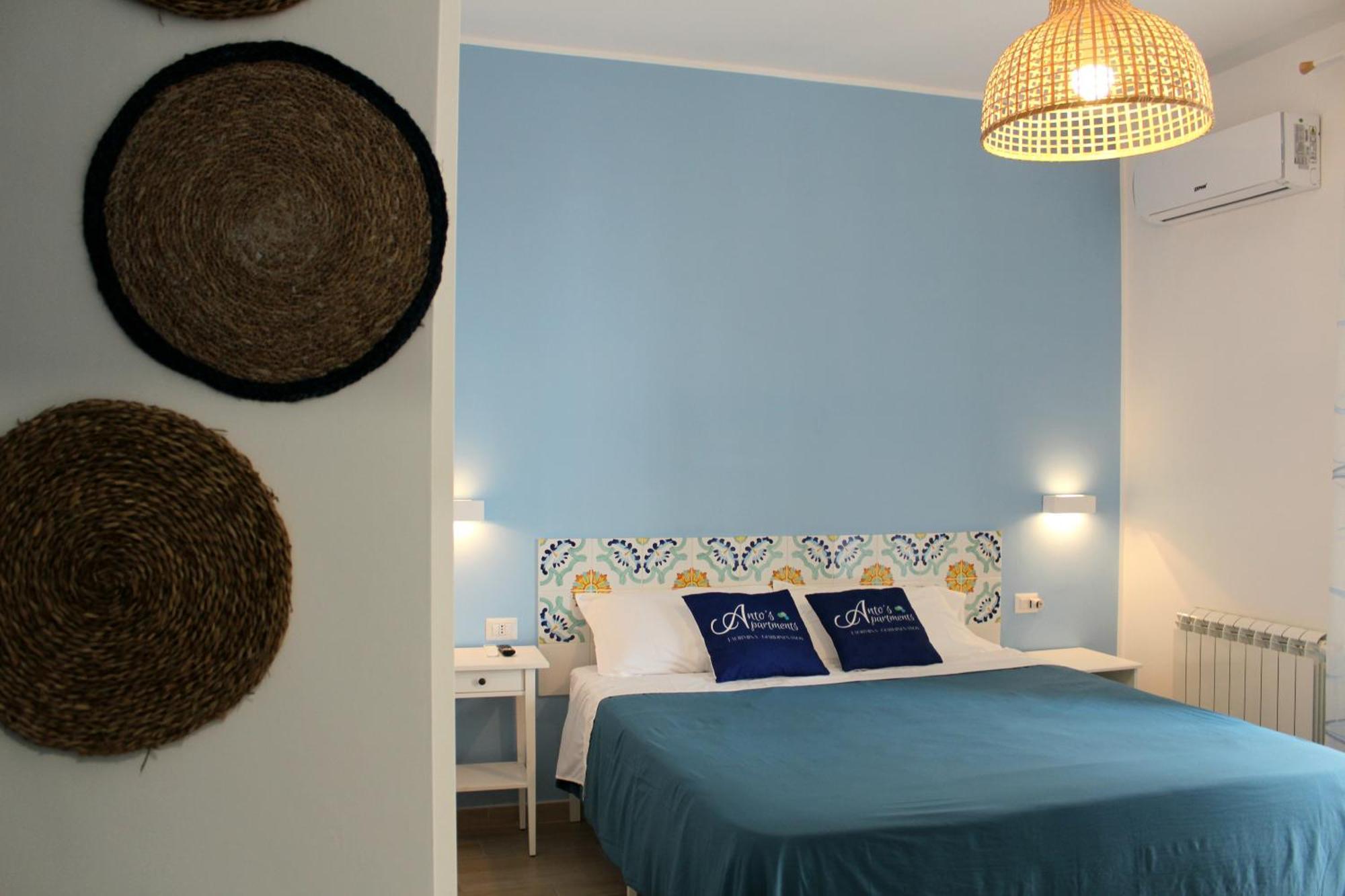 Anto'S Apartment - Giardini Naxos Ngoại thất bức ảnh